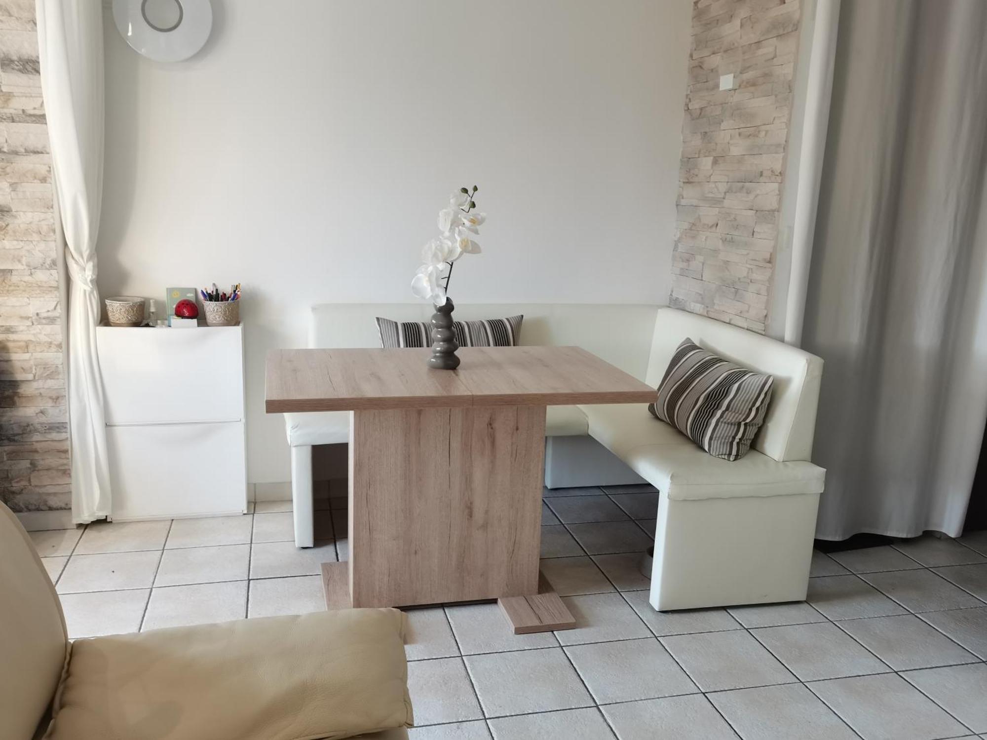 Charmant 2P Au Calme, Jardin, Piscine, Vue Panoramique Et Stationnement فينوف لوبيه المظهر الخارجي الصورة